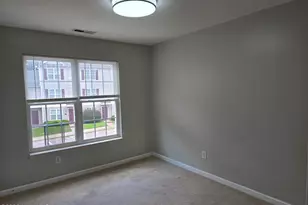 19 Red Ln, Raleigh, NC 27606 - Photo 9
