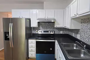 19 Red Ln, Raleigh, NC 27606 - Photo 7