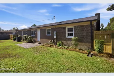 127 Deerwood Drive, Wilmington, NC 28405 - Photo 33