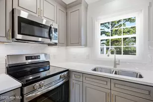 127 Deerwood Dr, Wilmington, NC 28405 - Photo 11