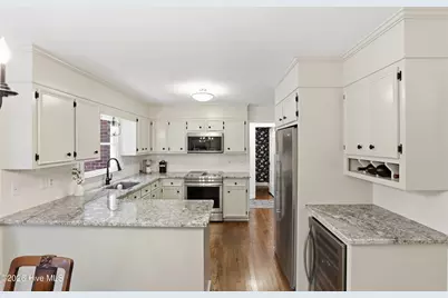 121 S Reed Drive, Washington, NC 27889 - Photo 7