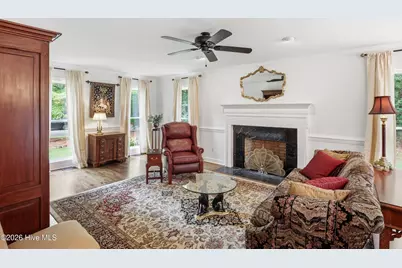 121 S Reed Drive, Washington, NC 27889 - Photo 9