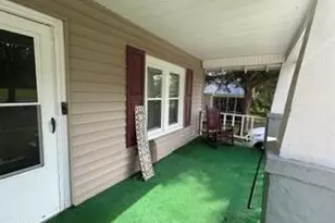 932 Walnut St, Louisville, GA 30434 - Photo 5