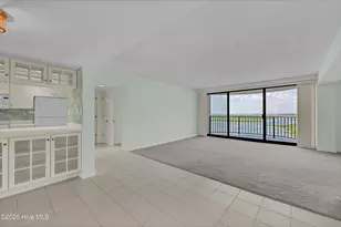 322 Causeway Dr, Wrightsville Beach, NC 28480 - Photo 7