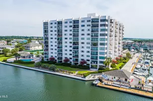 322 Causeway Dr, Wrightsville Beach, NC 28480 - Photo 1