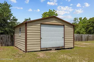 177 Avis Dr, Newport, NC 28570 - Photo 41