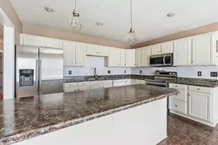 230 Colonial Dr, Rockingham, NC 28379 - Photo 7