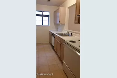 1404 Tanager Court, Wilmington, NC 28403 - Photo 3