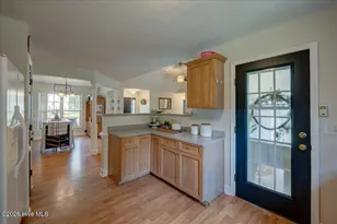 105 Croatan Woods Dr, New Bern, NC 28562 - Photo 17