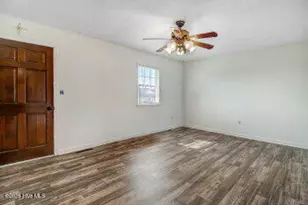 801 S Vance St, Fremont, NC 27830 - Photo 9