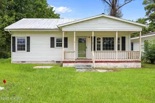 1230 Burgaw Hwy, Jacksonville, NC 28540 - Photo 1