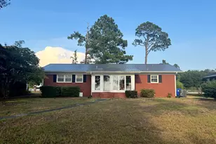 2522 Bella Coola Rd, Lake Waccamaw, NC 28450 - Photo 3