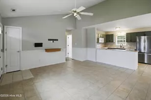 115 Daphne Dr, Hubert, NC 28539 - Photo 9