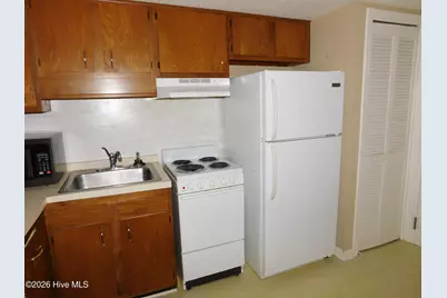 6222 Harbourside Drive, New Bern, NC 28560 - Photo 7