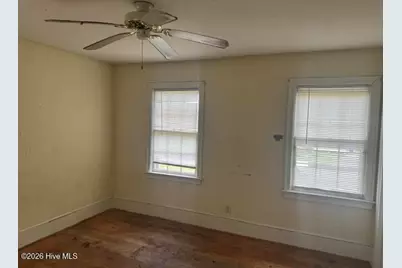 102 Pembroke Avenue S, Ahoskie, NC 27910 - Photo 9