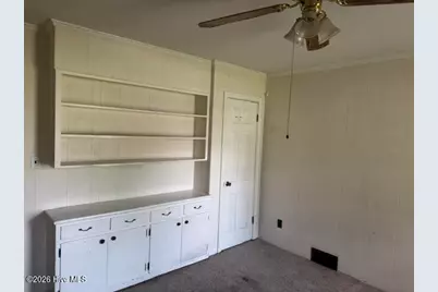 102 Pembroke Avenue S, Ahoskie, NC 27910 - Photo 5