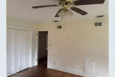 102 Pembroke Avenue S, Ahoskie, NC 27910 - Photo 7