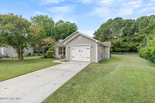 211 Clydesdale Ct, Jacksonville, NC 28546 - Photo 3