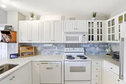 4146 Breezewood Drive #Apt 203, Wilmington, NC 28412 - Photo 11