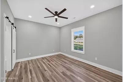 1607 N Dr Martin Luther King Jr Drive, Ahoskie, NC 27910 - Photo 11