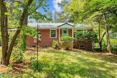405 Elm Street, Aberdeen, NC 28315 - Photo 1