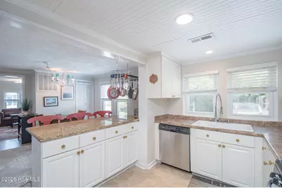 103 Carteret Avenue, Beaufort, NC 28516 - Photo 11