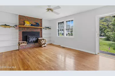 408 S Fifth Street, Swansboro, NC 28584 - Photo 3