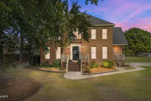 4003 Treetops Cir, Winterville, NC 28590 - Photo 1