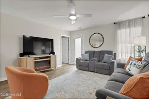 1021 Course Ln, Surf City, NC 28445 - Photo 11
