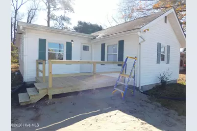 423 Bouy Street, New Bern, NC 28560 - Photo 1