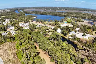 3 Barnes Bluff Dr SE, Southport, NC 28461 - Photo 5