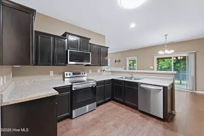 308 Hidden Oaks Drive, Jacksonville, NC 28546 - Photo 3