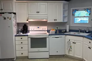 114 Lejeune Rd, Cape Carteret, NC 28584 - Photo 9