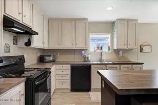 2912 Basstown Rd, Clinton, NC 28328 - Photo 9