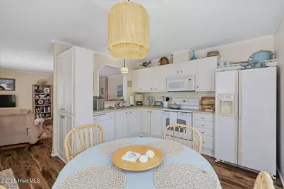 703 Dogwood Drive, Sunset Beach, NC 28468 - Photo 7