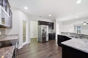 107 Walkabout Dr, Aberdeen, NC 28315 - Photo 17
