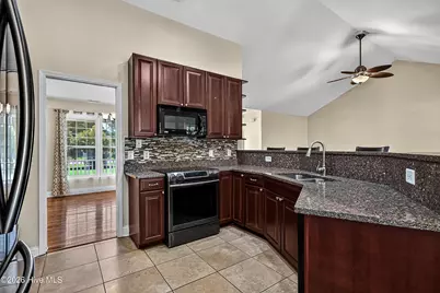 519 Carriage Lane, Jacksonville, NC 28540 - Photo 13