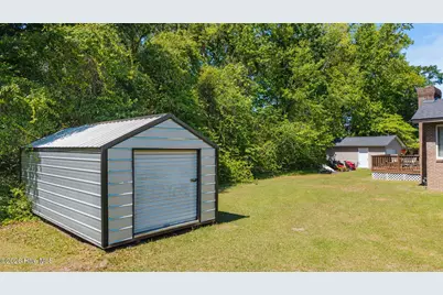 105 Dogwood Drive, Washington, NC 27889 - Photo 33
