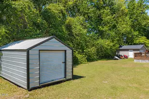 105 Dogwood Dr, Washington, NC 27889 - Photo 33