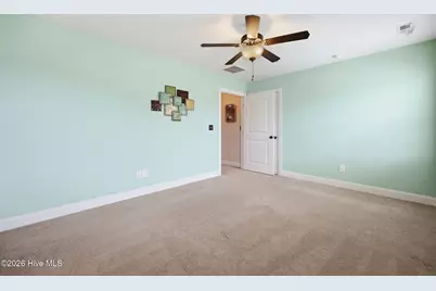 2012 Croyden Circle #B, Greenville, NC 27834 - Photo 35