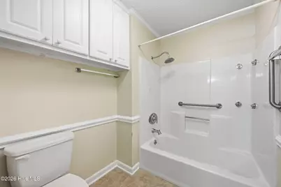 4800 Meadow Court Drive, New Bern, NC 28562 - Photo 5