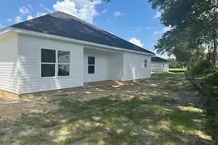 507 S Carey St, La Grange, NC 28551 - Photo 3