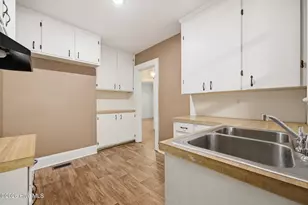 936 W Haven Blvd, Rocky Mount, NC 27803 - Photo 13