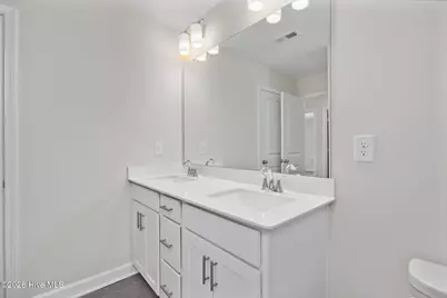 315 Queensferry Lane, Aberdeen, NC 28315 - Photo 11