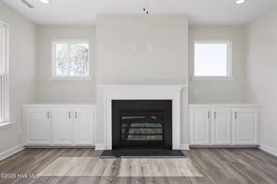 315 Queensferry Lane, Aberdeen, NC 28315 - Photo 5