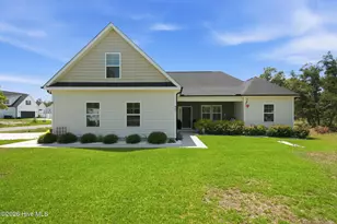 901 Nicklaus Rd, Southport, NC 28461 - Photo 1