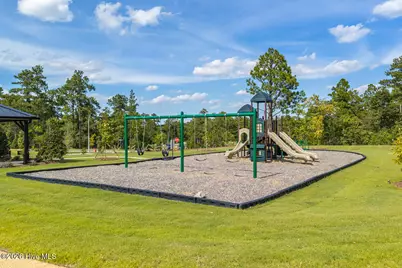 323 Queensferry Lane, Aberdeen, NC 28315 - Photo 37