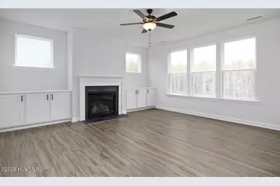 323 Queensferry Lane, Aberdeen, NC 28315 - Photo 3