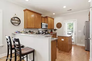 105 Moultrie Ln, Aberdeen, NC 28315 - Photo 17