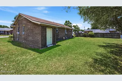 339 Ola Circle, Winterville, NC 28590 - Photo 5